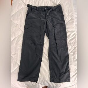 Columbia Men's Black Sun Protection Lightweight Cargo Pants 36Wx30L